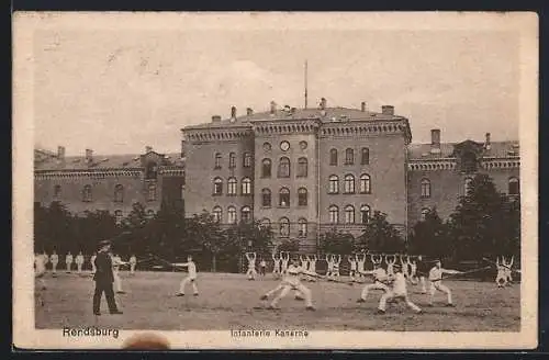 AK Rendsburg, Soldaten bei Kampfübungen, Infanterie-Kaserne