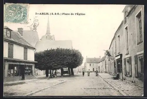 AK Ablis, Place de l`Église avec arbres et bâtiments adjacents