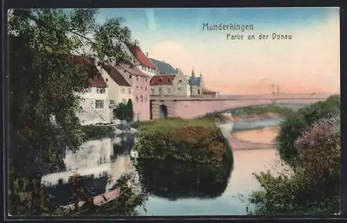 AK Munderkingen, Partie an der Donau mit Brücke