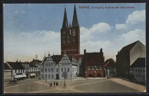 AK Stendal, Marktplatz, Rathaus und Marienkirche