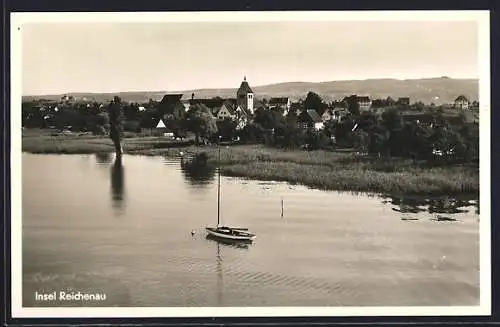 AK Insel Reichenau, Flusspartie mit Blick zum Ort