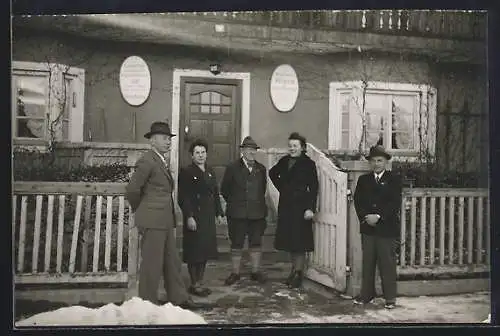 Foto-AK Bad Tölz, Hotel-Kurheim Klara im Winter