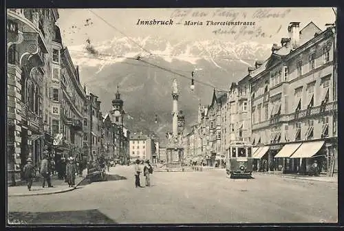 AK Innsbruck, Maria Theresienstrasse mit Strassenbahn