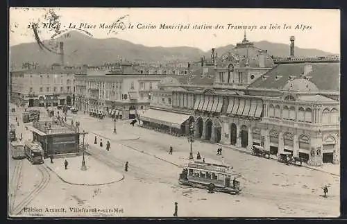 AK Nice, La Place Massena, le Casino Municipal station des Tramways au loin les Alpes, Strassenbahn