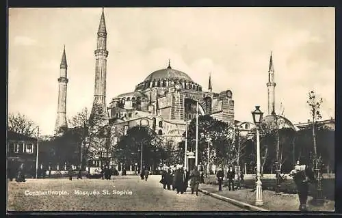 Foto-AK Constantinople, Mosquée St. Sophie mit Strassenbahn