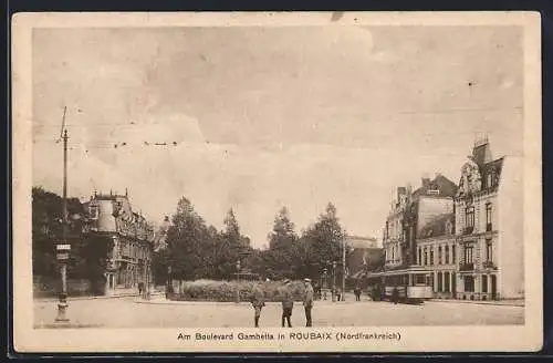 AK Roubaix, Am Boulevard Gambetta mit Strassenbahn