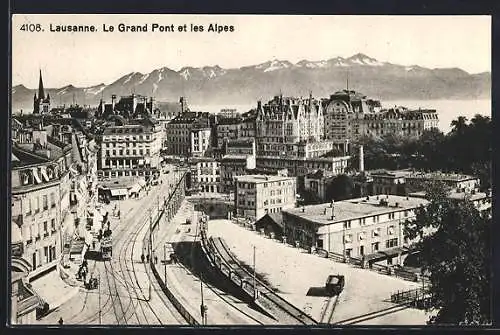 AK Lausanne, Le Grand Pont et les Alpes, Strassenbahn