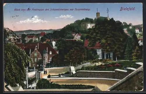 AK Bielefeld, Blick von der Freitreppe des Johannisberges zur Sparrenburg