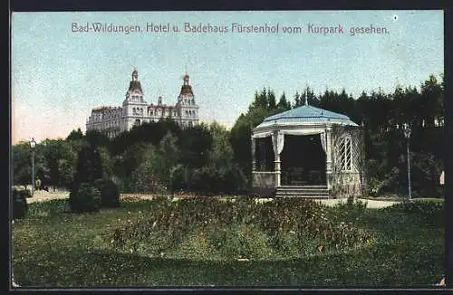 AK Bad Wildungen, Hotel-Badehaus Fürstenhof vom Kurpark aus