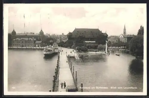 AK Konstanz am Bodensee, Blick vom Leuchtturm auf den Ort