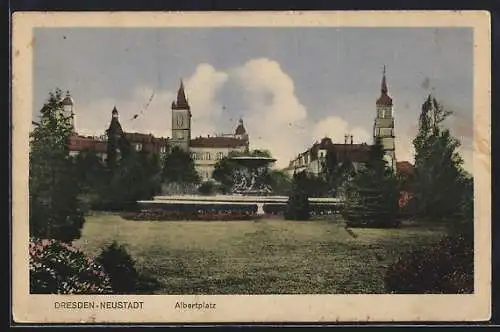 AK Dresden-Neustadt, Albertplatz mit Brunnen