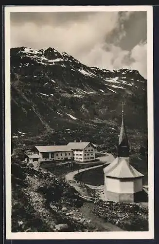 AK Flüelapass, Tschuggen, Ortspartie mit Kapelle