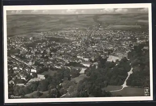 AK Weimar / Thüringen, Gesamtansicht vom Flugzeug aus