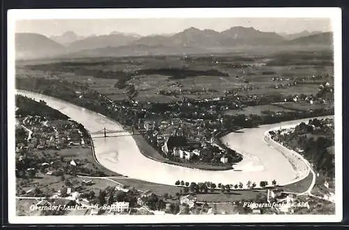 AK Oberndorf-Laufen a. d. Salzach, Flusspartie mit Blick auf den Ort, Fliegeraufnahme