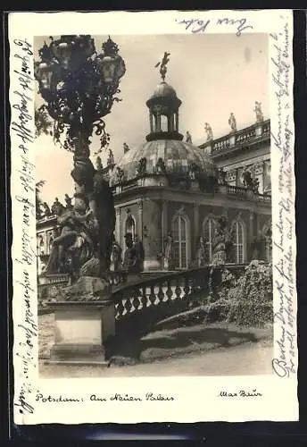 Foto-AK Max Baur, Potsdam, am Neuen Palais, Aussenansicht des Schlosses im Park von Sanssouci