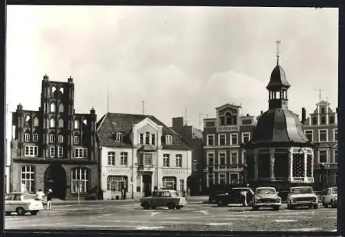 AK Wismar, Gaststätte Reuterhaus, Alter Schwede und Alte Wasserkunst am Markt