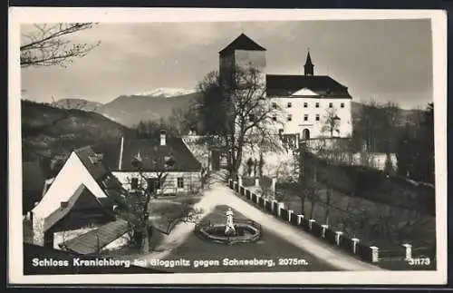 AK Gloggnitz, Schloss Kranichberg gegen den Schneeberg