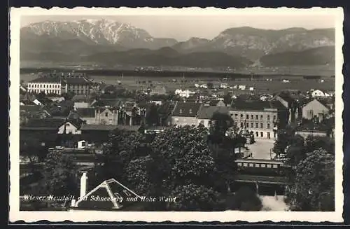 AK Wiener Neustadt, Eisenbahn am Stadtrand, Teilansicht der Eisenbahn