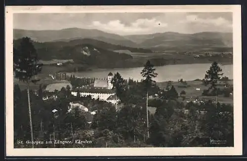 AK St. Georgen /Längsee, Ortsansicht mit See- und Bergblick