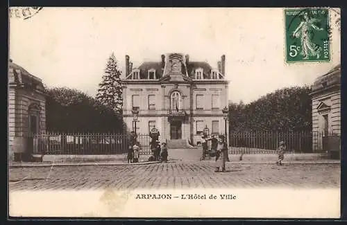 AK Arpajon, L`Hôtel de Ville