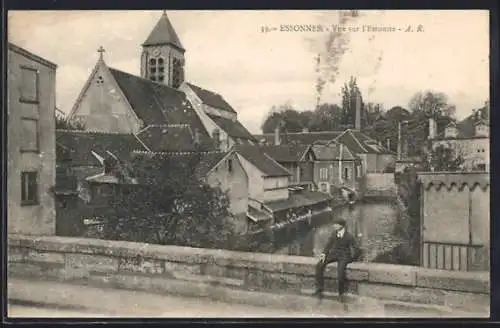 AK Essonnes, Vue sur l`Essonne et l`église depuis le pont