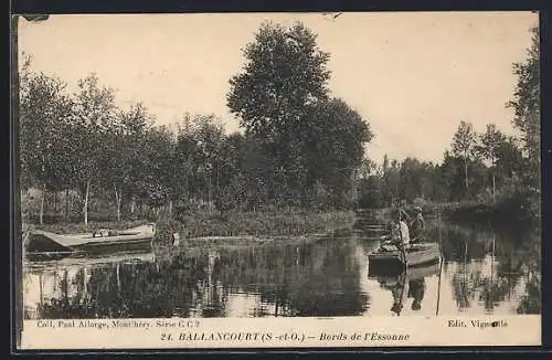 AK Ballancourt, Bords de l`Essonne avec pêcheur en barque