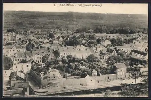 AK Étampes, Vue générale du centre