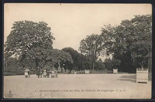 AK Montgeron, Vue du Parc du Château de Lagrange