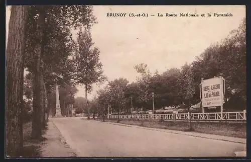 AK Brunoy, La Route Nationale et la Pyramide