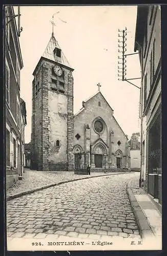 AK Montlhéry, L`Église