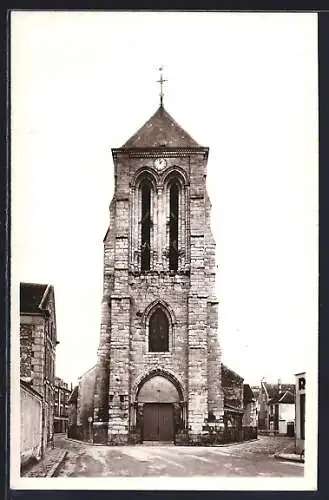 AK Corbeil, Église Saint-Spier avec son clocher imposant