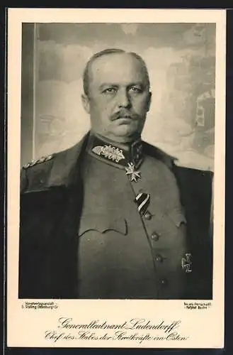 AK Erich Ludendorff in Uniform mit Mantel und Orden