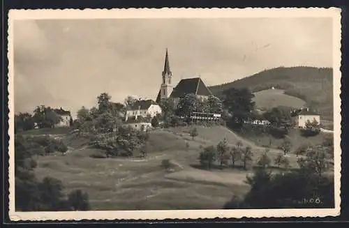 AK St. Ulrich, Ortsansicht mit Kirche