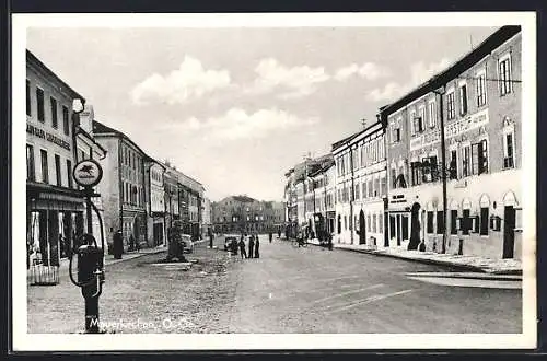 AK Mauerkirchen, Strassenpartie mit Gasthof