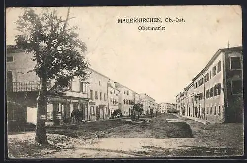 AK Mauerkirchen, Strassenpartie am Obermarkt