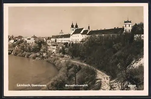 AK Lambach, Das Benediktinerstift