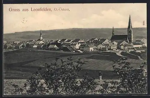 AK Leonfelden, Panorama mit Kirche