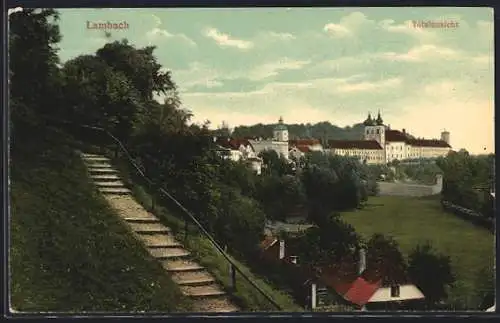 AK Lambach, Totalansicht mit Stift