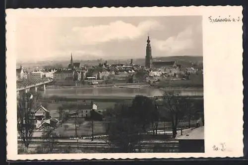 AK Braunau a. Inn, Ortsansicht über den Fluss