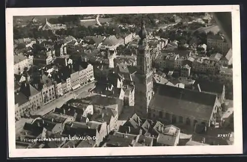 AK Braunau /O. D., Die Kirche vom Flugzeug aus