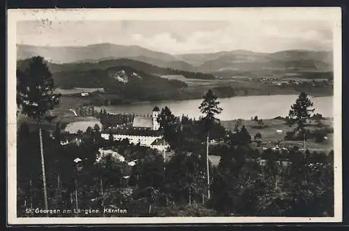 AK St. Georgen /Längsee, Ortsansicht mit See- und Bergblick