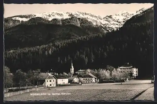 AK Würmlach im Gailtal, Ortspartie mit Bergen