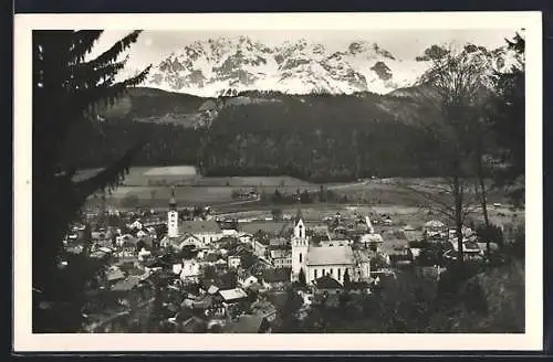 AK Schladming, Totalansicht mit der Dachsteingruppe