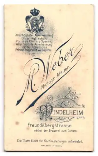 Fotografie M. Weber, Mindelheim, Freundsbergstr., Eleganter junger Mann im Anzug mit Hut