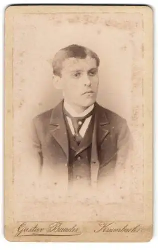 Fotografie Gustav Baader, Krumbach, Porträt eines jungen Mannes