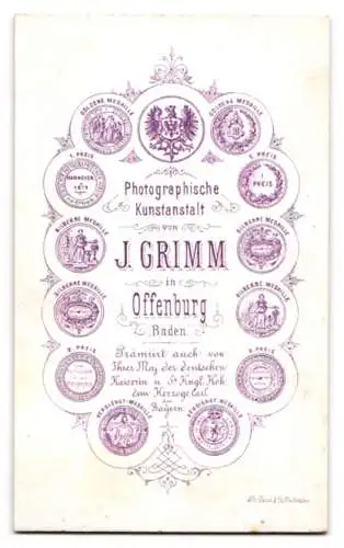 Fotografie J. Grimm, Offenburg, Portrait einer Frau im Profil