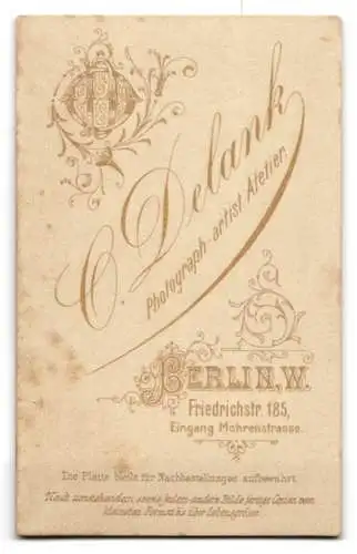 Fotografie C. Delank, Berlin, Friedrichstrasse 185, Porträt eines jungen Mannes