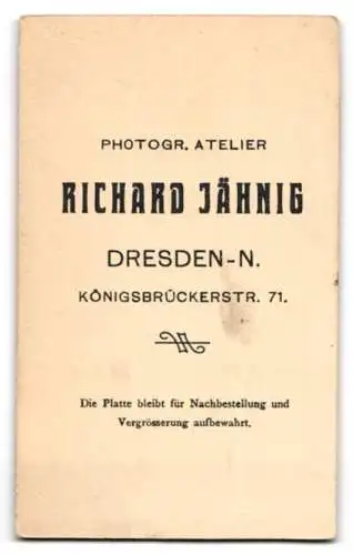 Fotografie Richard Jähnig, Dresden, Königsbrückerstr. 71, Porträt eines Mannes mit imposantem Schnurrbart