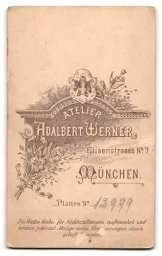 Fotografie Adalbert Werner, München, Elisenstrasse 7, Porträt einer Dame
