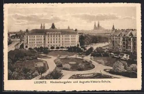 AK Liegnitz, Hindenburgplatz und Augusta-Victoria-Schule